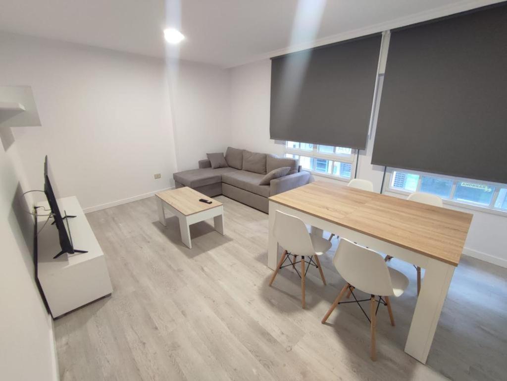 Apartamentos Demar Luis Casais O Grove Quarto foto