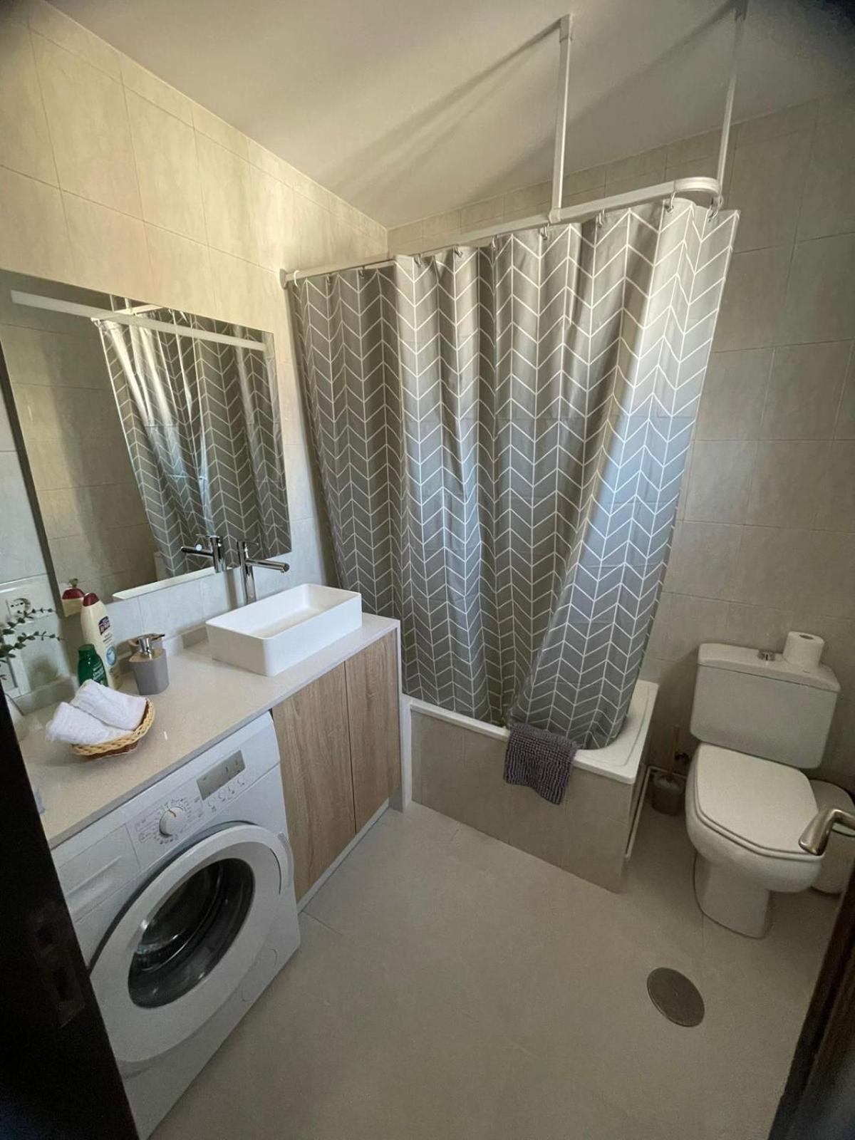 Apartamentos Demar Luis Casais O Grove Quarto foto